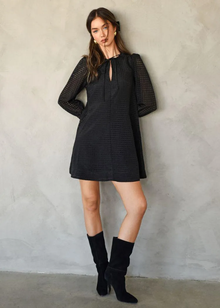 Adelyn Rae Ashley Seersucker Mini Dress- Black