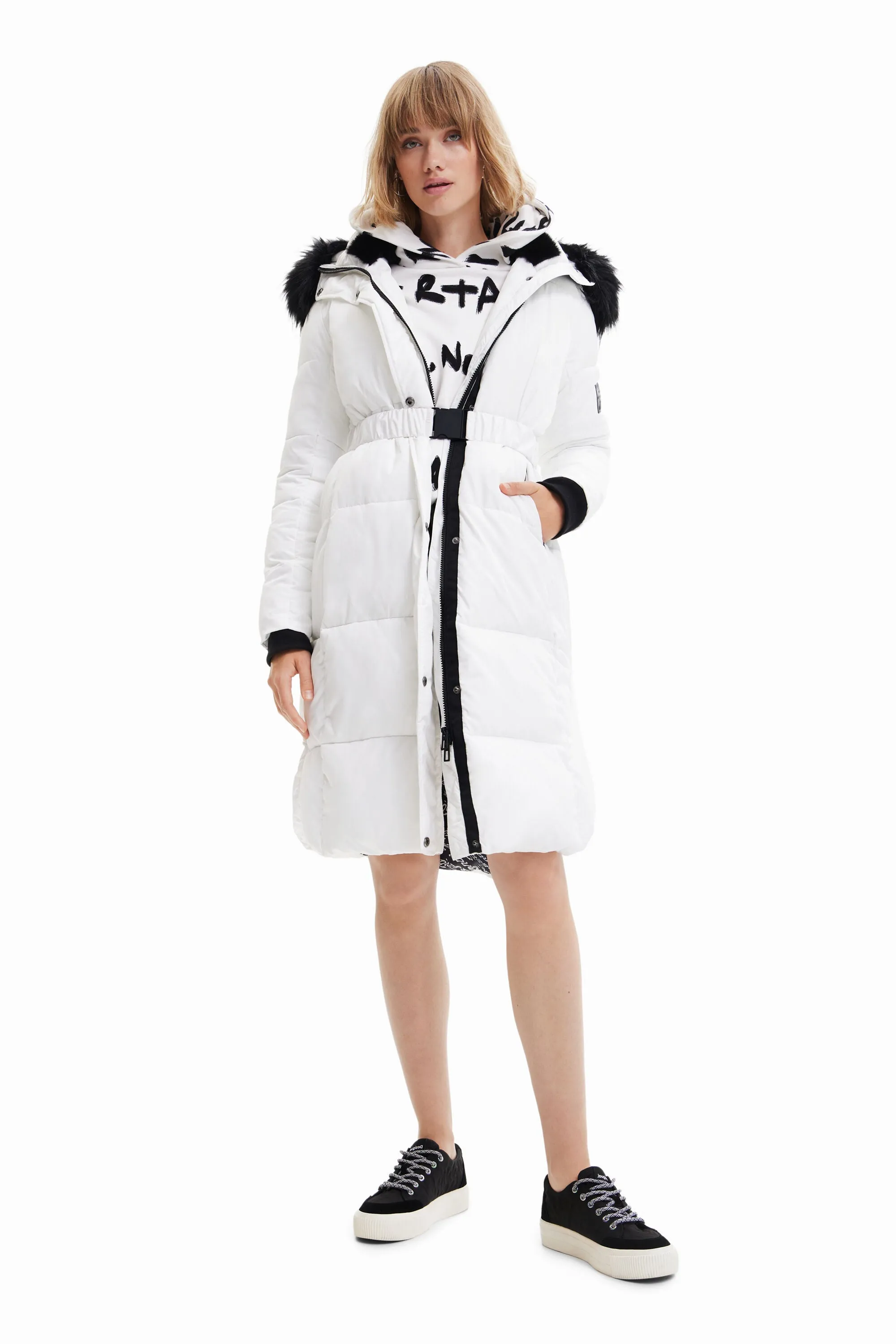 Desigual Padded Noruega Coat with Detachable Hood 22WWEWAE AW22