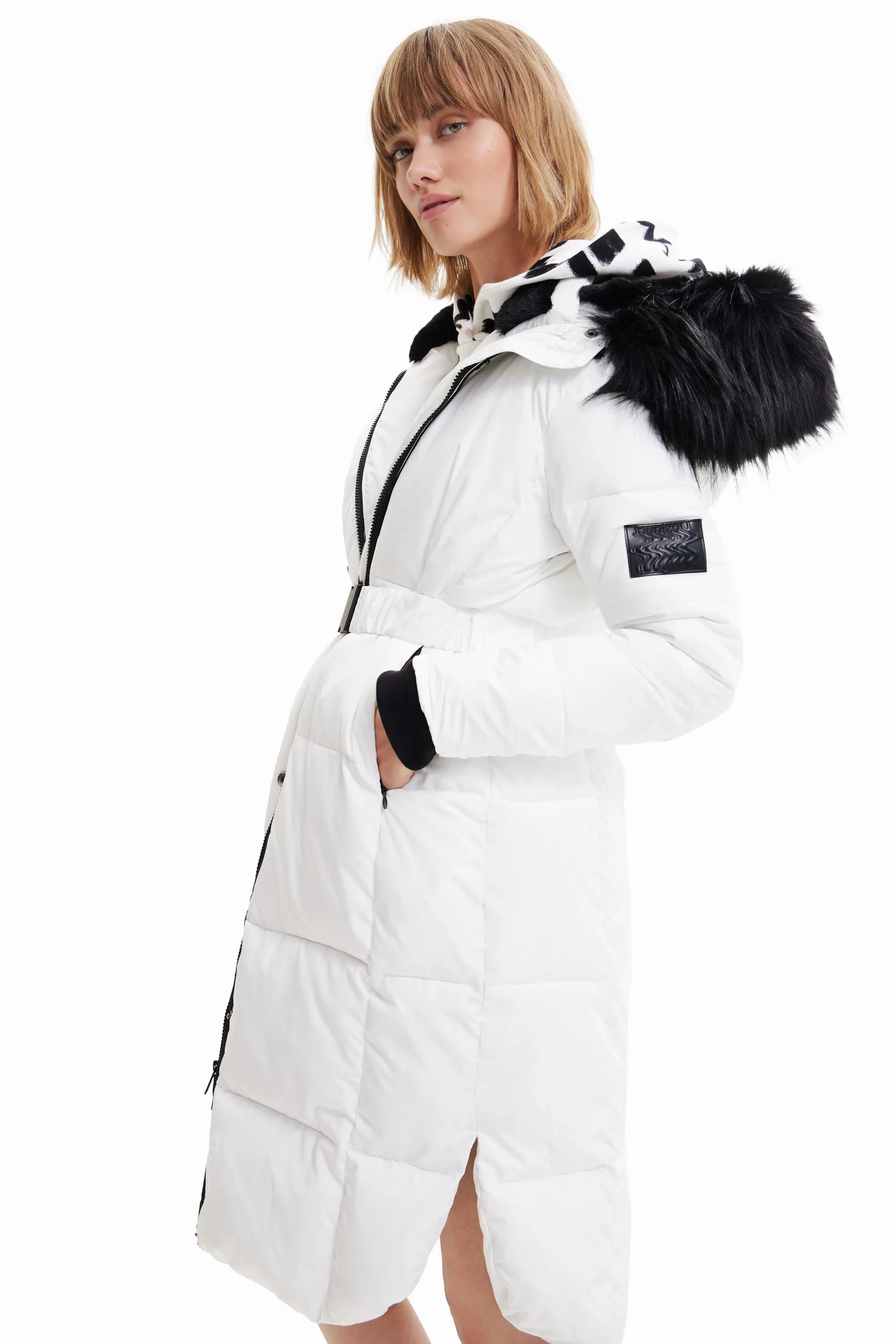 Desigual Padded Noruega Coat with Detachable Hood 22WWEWAE AW22