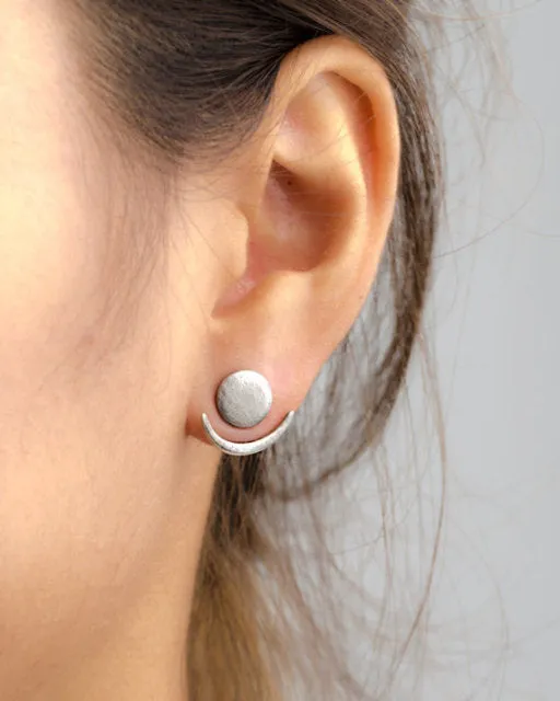 Fashion Geometric Round Alloy Moon Earrings for Women Simple Jewelry Accessories Stud Earrings Fall Earrings 2022 Fall Winter