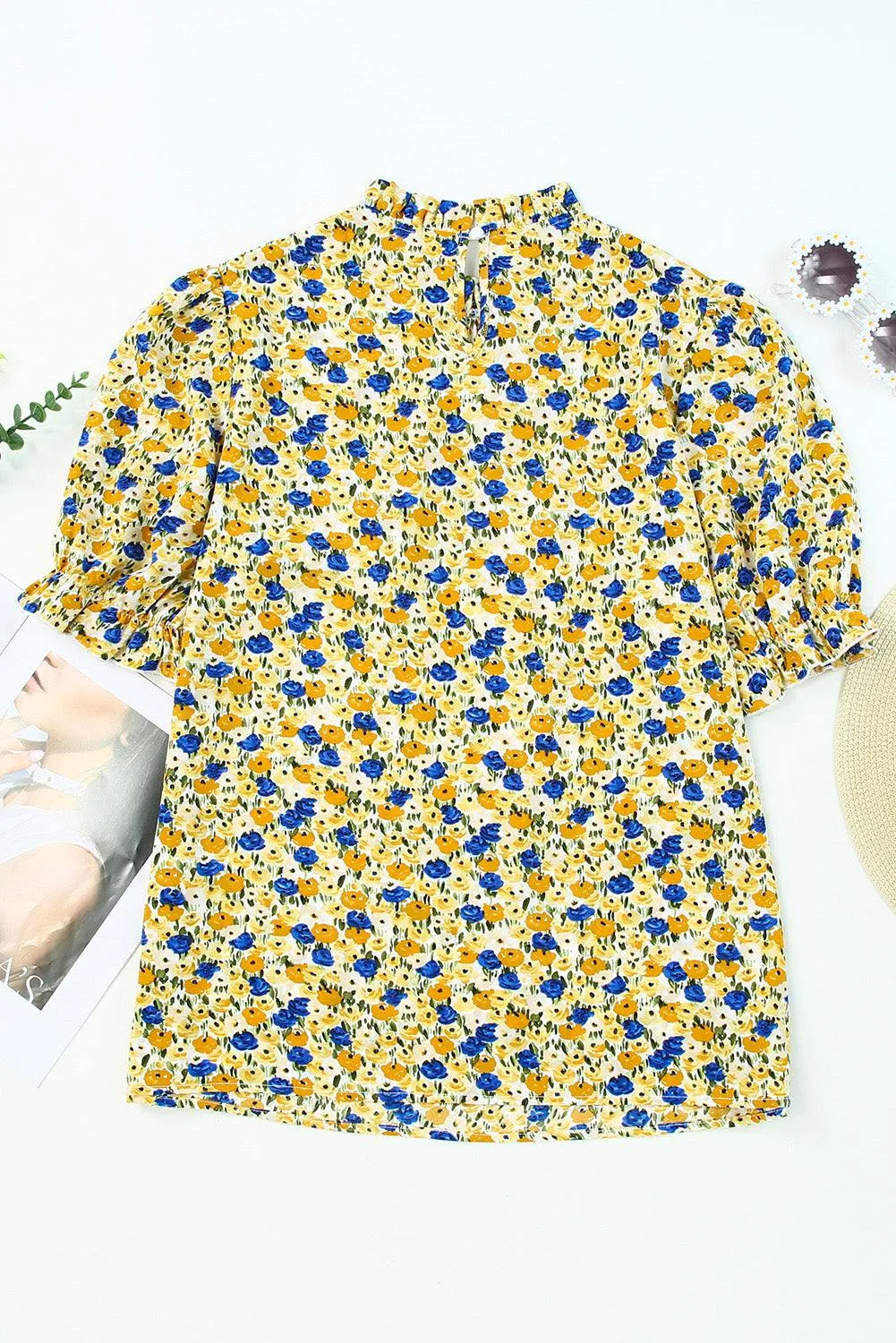 Floral Puff Sleve Keyhole Blouse