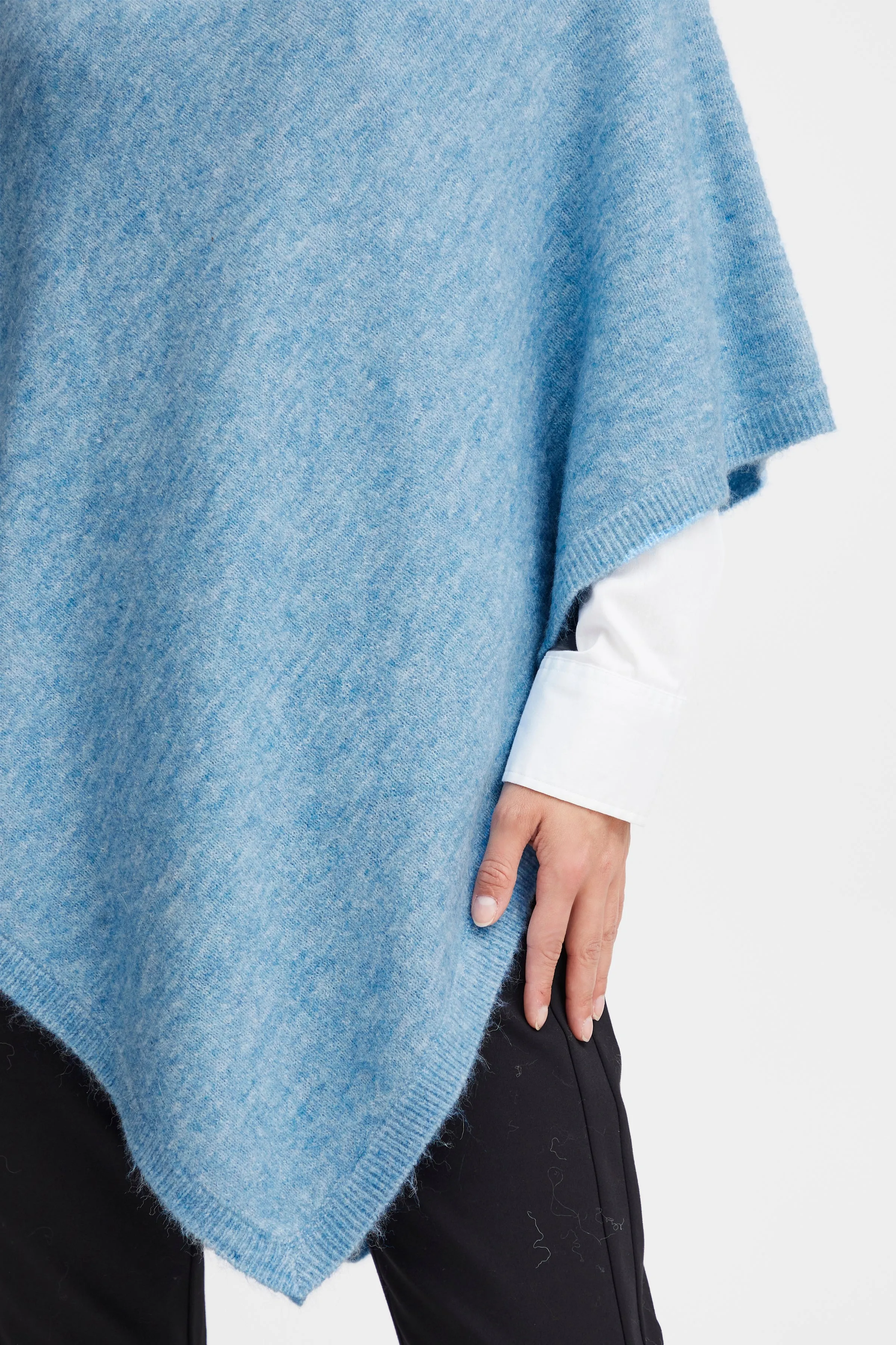 Fransa Sandy Poncho 1