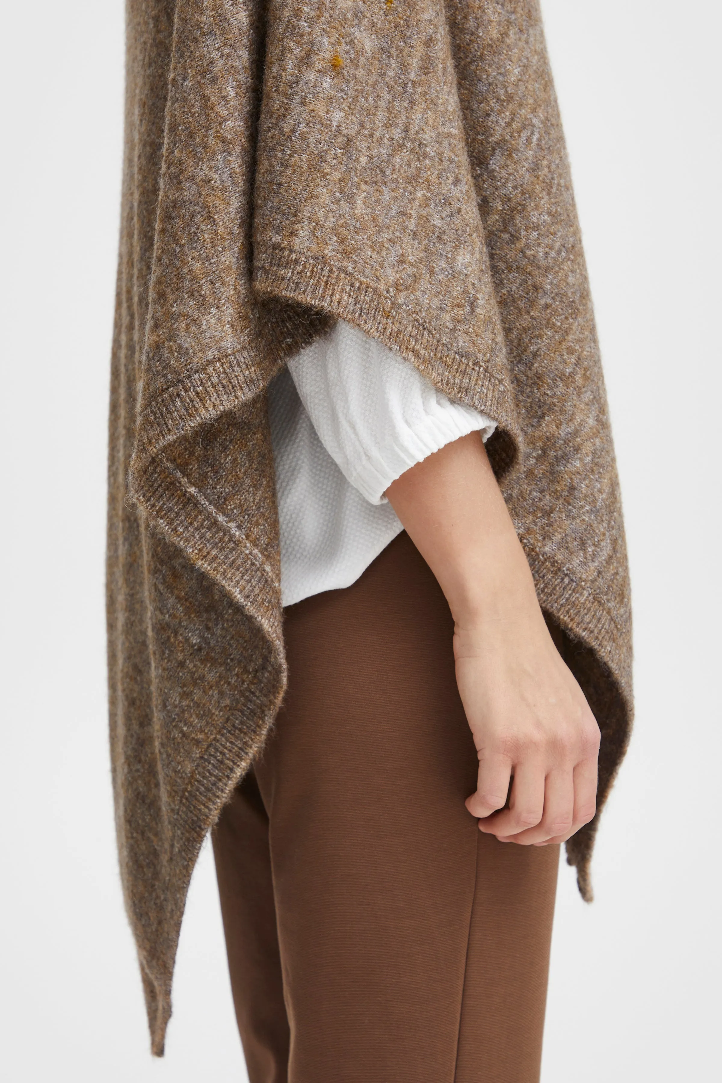 Fransa Sandy Poncho 1