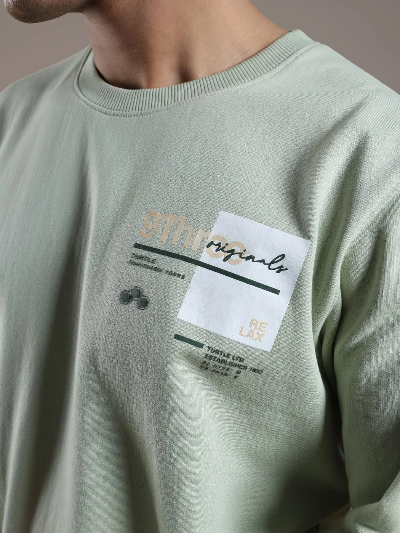 Knitted Light Green Printed Regular Fit Full Sleeve Casual Sweatshirt