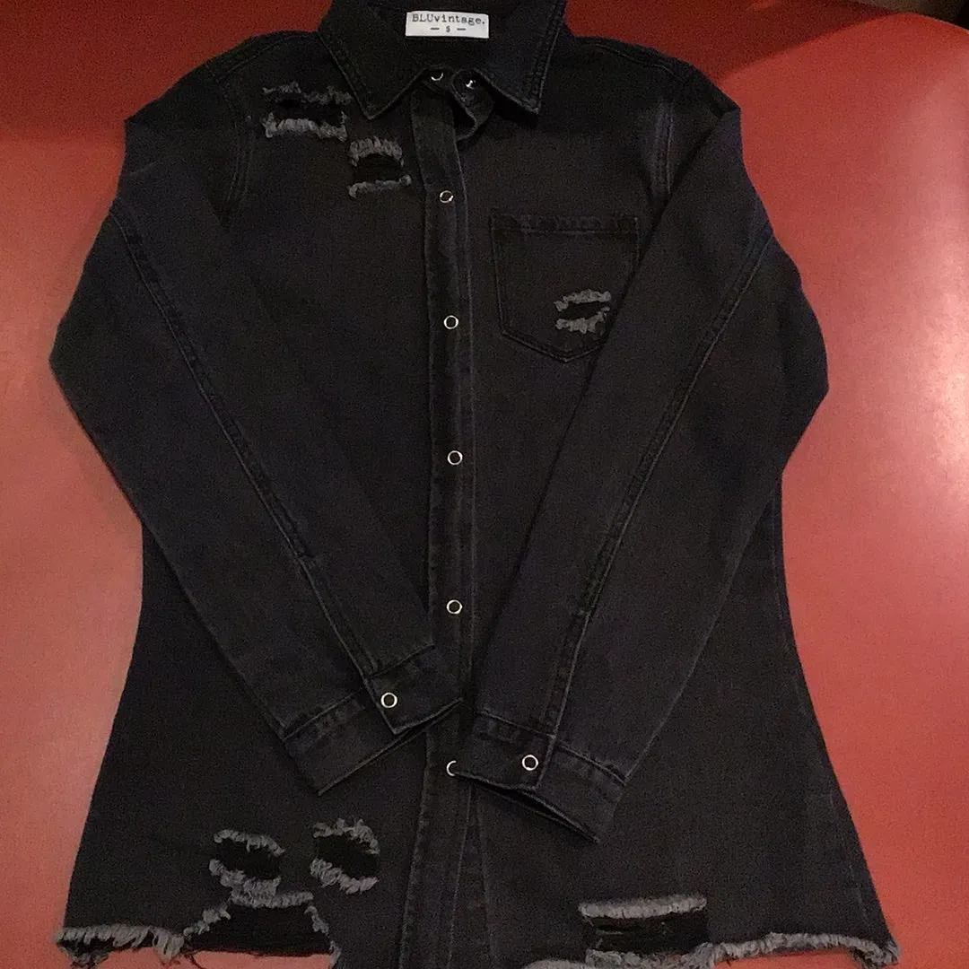Koko Ripped Denim Jacket in Black