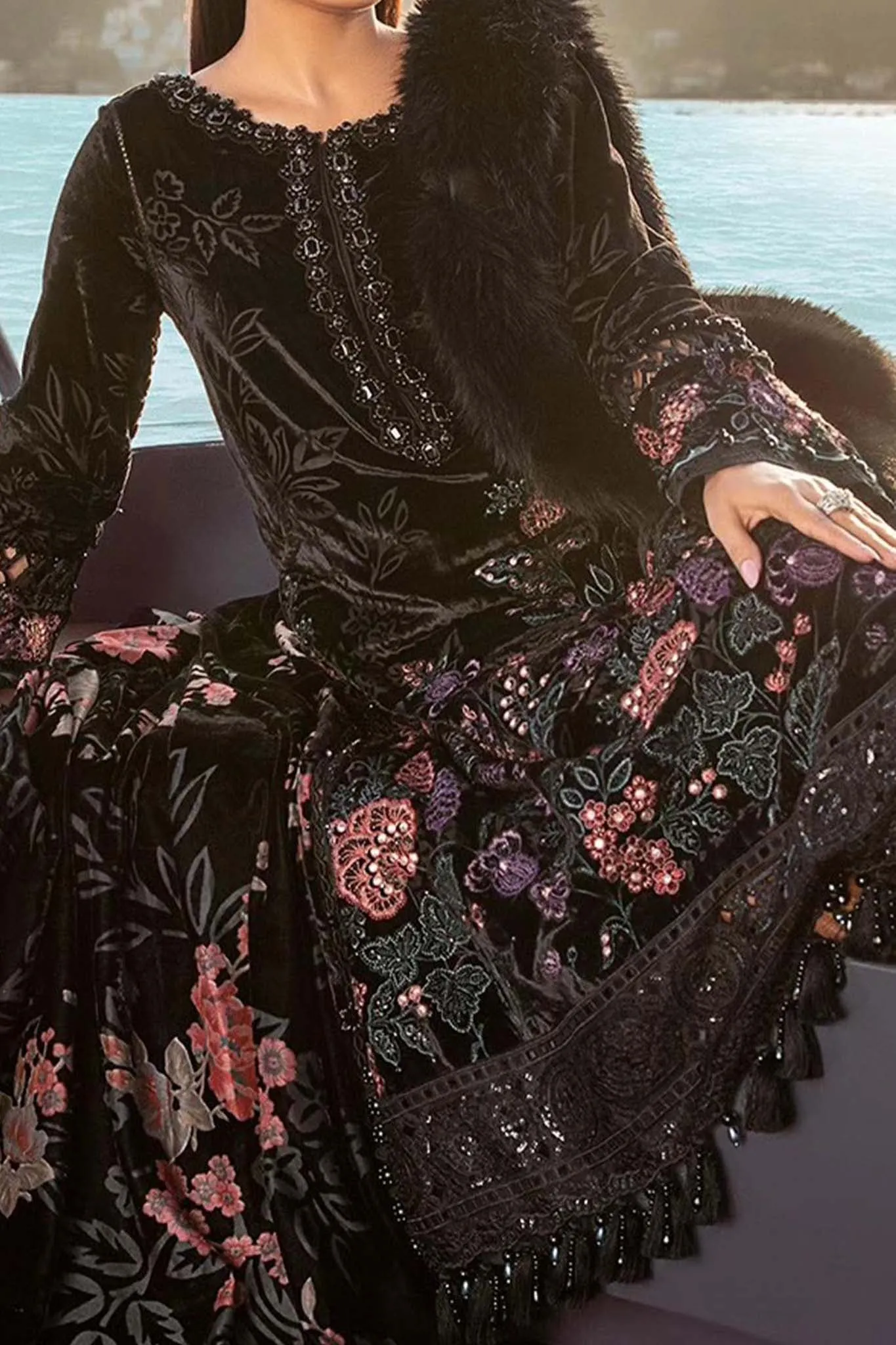 Maria B Unstitched 3 Piece Emb Linen Collection'2023-DL-1102