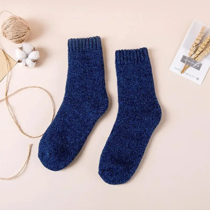 Men's Merino Wool Snow Cashmere Socks Set: Trendy Winter Fashion for Cozy Feet