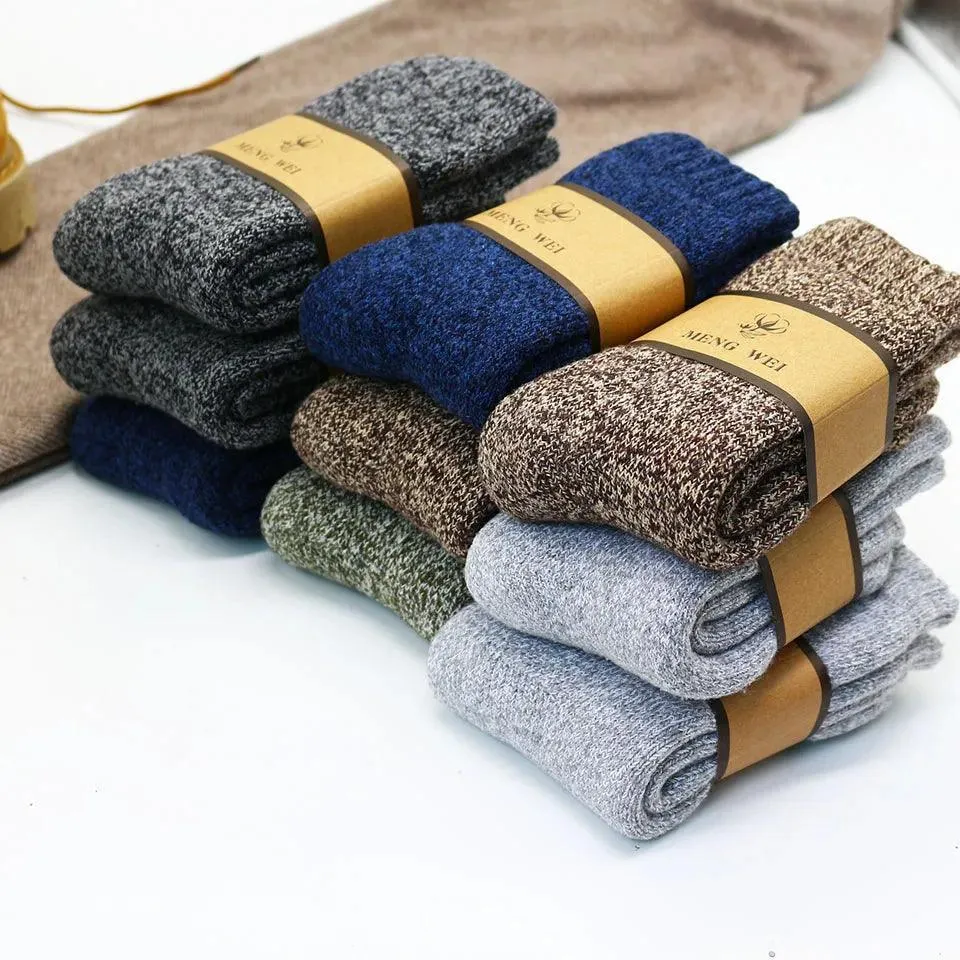 Men's Merino Wool Snow Cashmere Socks Set: Trendy Winter Fashion for Cozy Feet