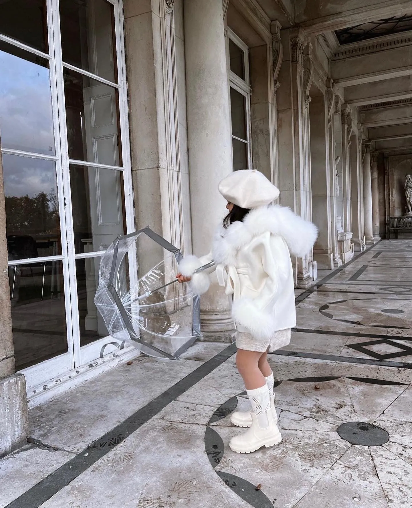 MI LOVES SIGNATURE Luxurious Anna cashmere kids coat with Fox fur trim and cuffs in Beautiful Ivory colour .