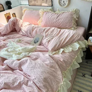 Yeknu Pink Korean Princess Style Lace Ruffles Bedding Set Skin-friendly Seersucker Duvet Cover Set Fitted Sheet/Bed Sheet Pillowcases